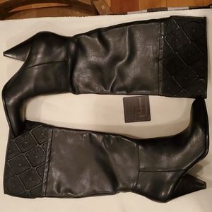 B Makowsky New Leather Knee High 8.5 Boots